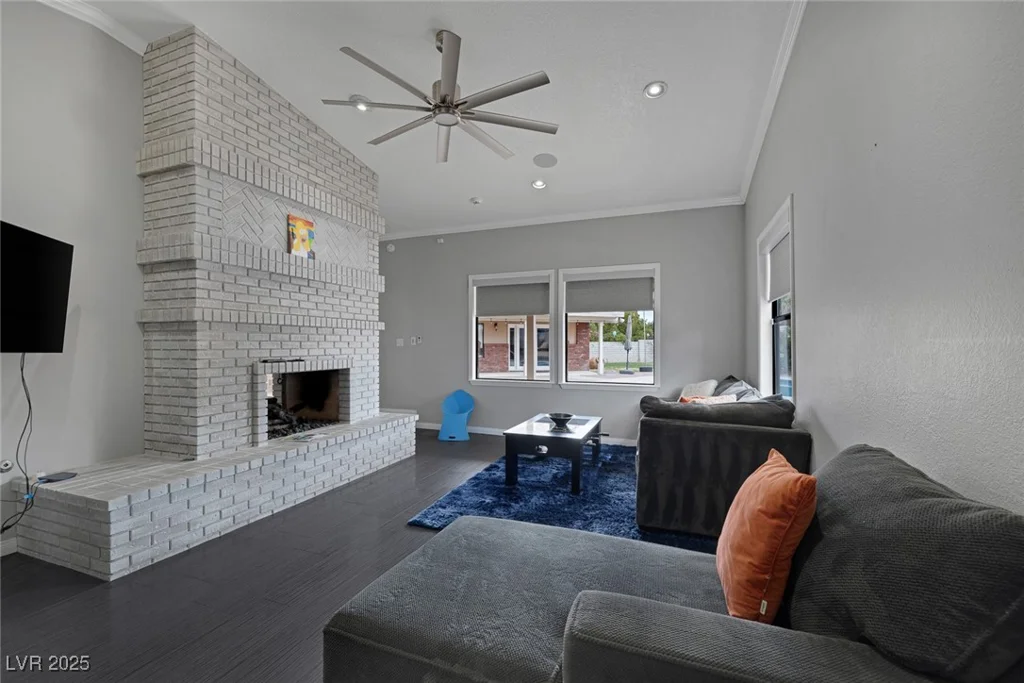 9 Quail Run, Henderson, NV 89014