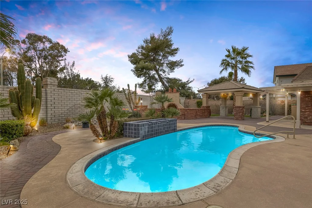 9 Quail Run, Henderson, NV 89014