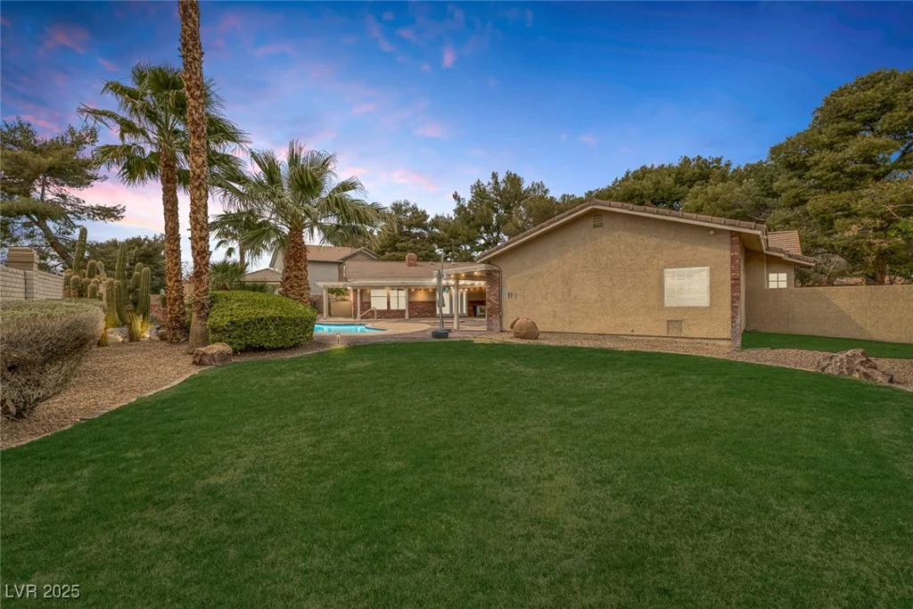 9 Quail Run, Henderson, NV 89014
