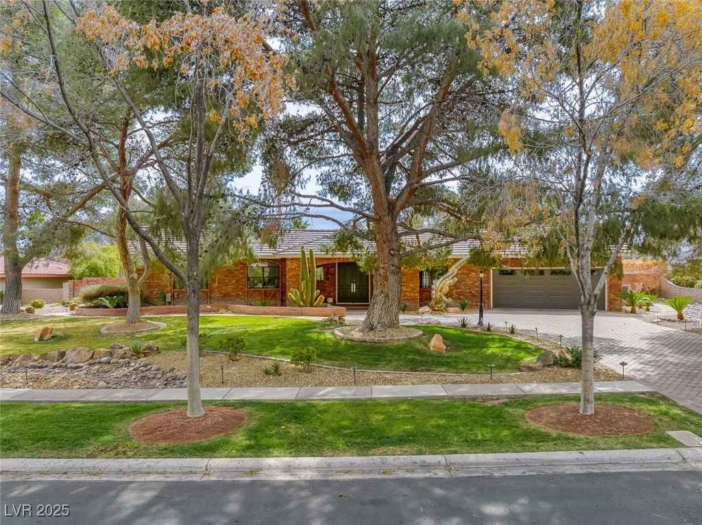 9 Quail Run, Henderson, NV 89014