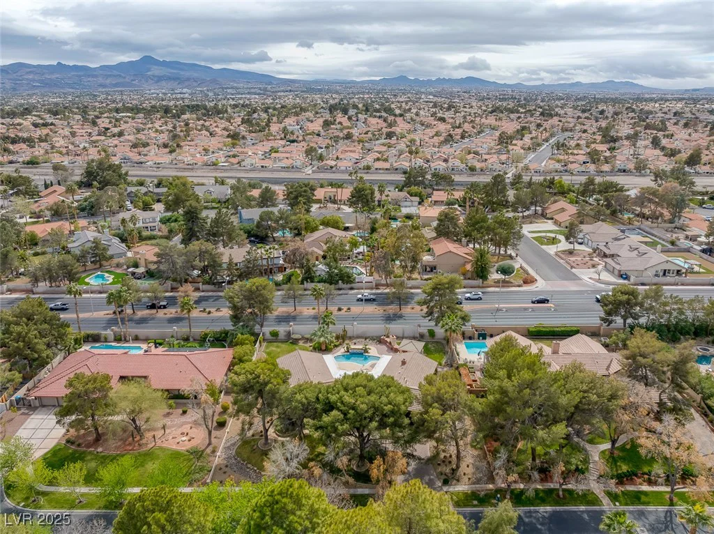9 Quail Run, Henderson, NV 89014