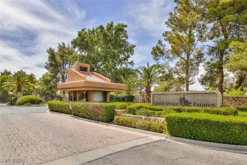9 Quail Run, Henderson, NV 89014