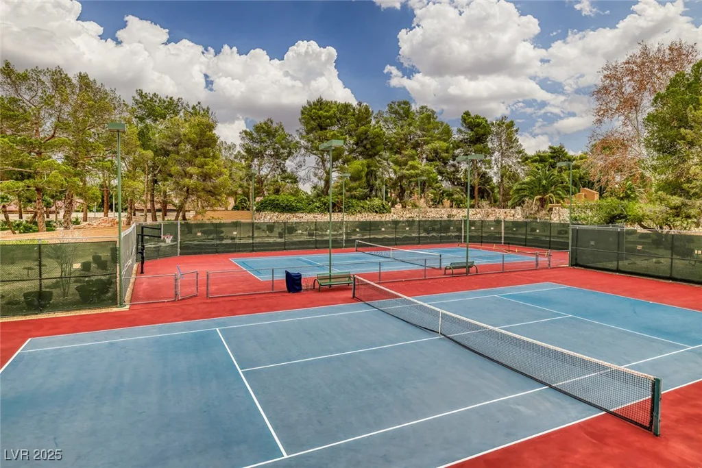9 Quail Run, Henderson, NV 89014