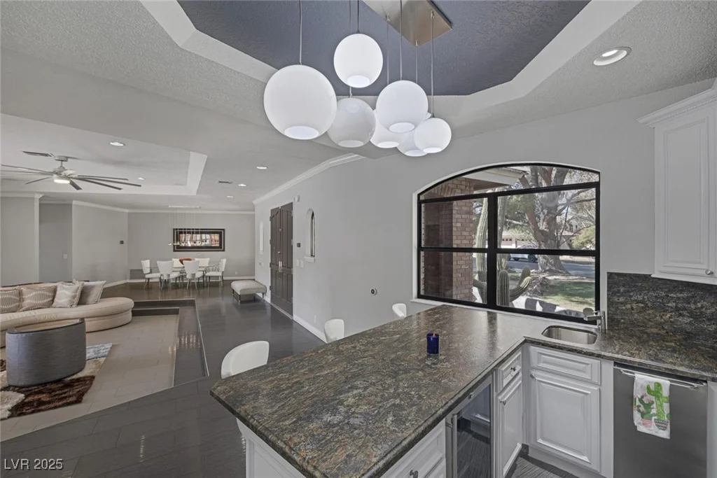 9 Quail Run, Henderson, NV 89014