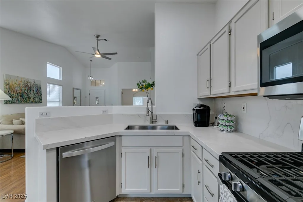 1733 Morado Hills, Las Vegas, NV 89128
