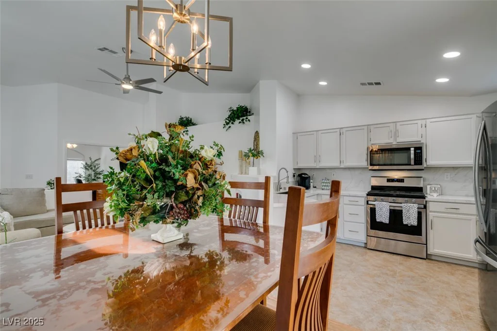 1733 Morado Hills, Las Vegas, NV 89128