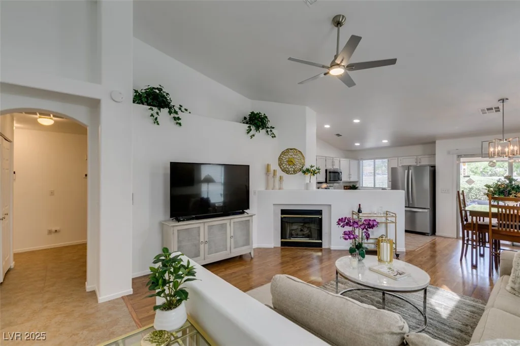 1733 Morado Hills, Las Vegas, NV 89128