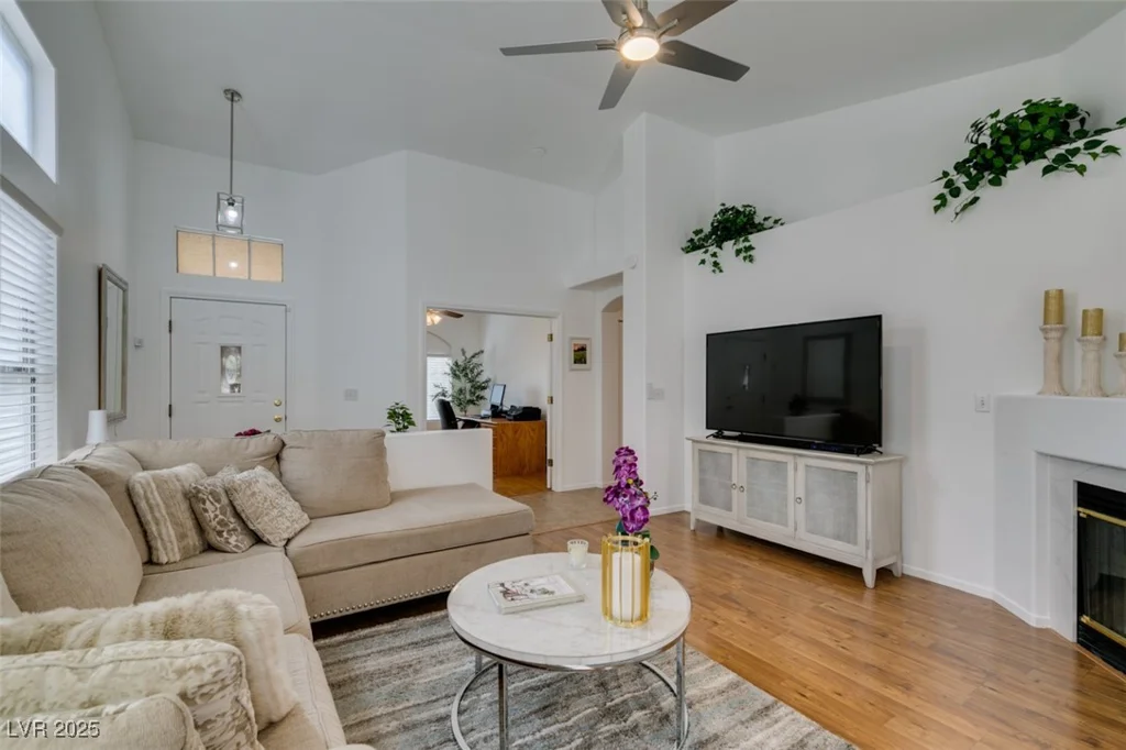 1733 Morado Hills, Las Vegas, NV 89128
