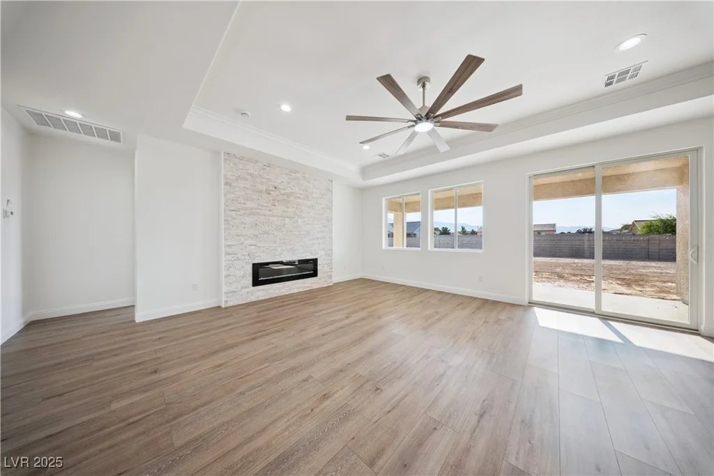 6621 Parkwood, Pahrump, NV 89061