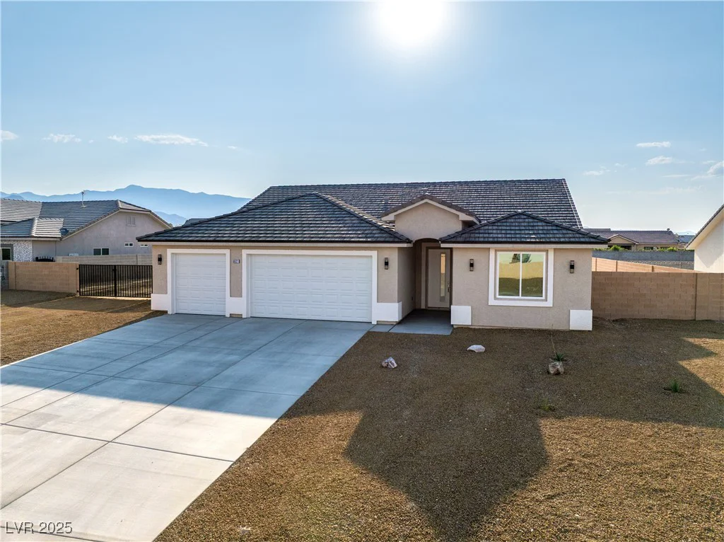 6621 Parkwood, Pahrump, NV 89061