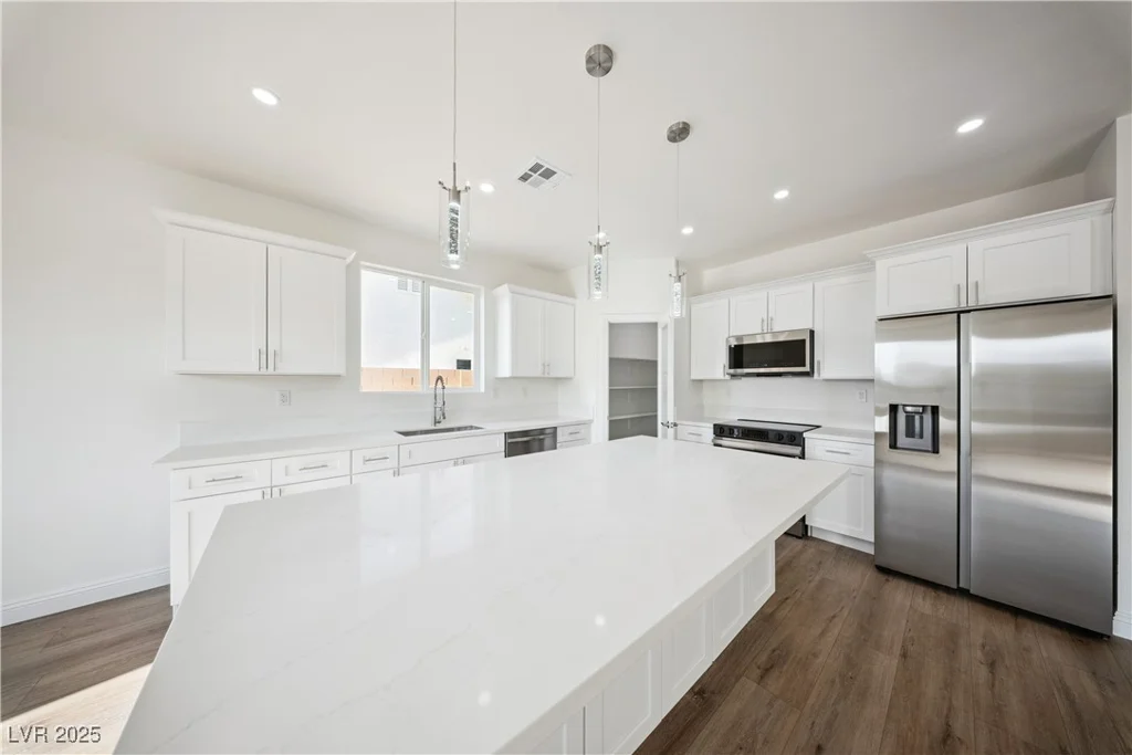 6621 Parkwood, Pahrump, NV 89061