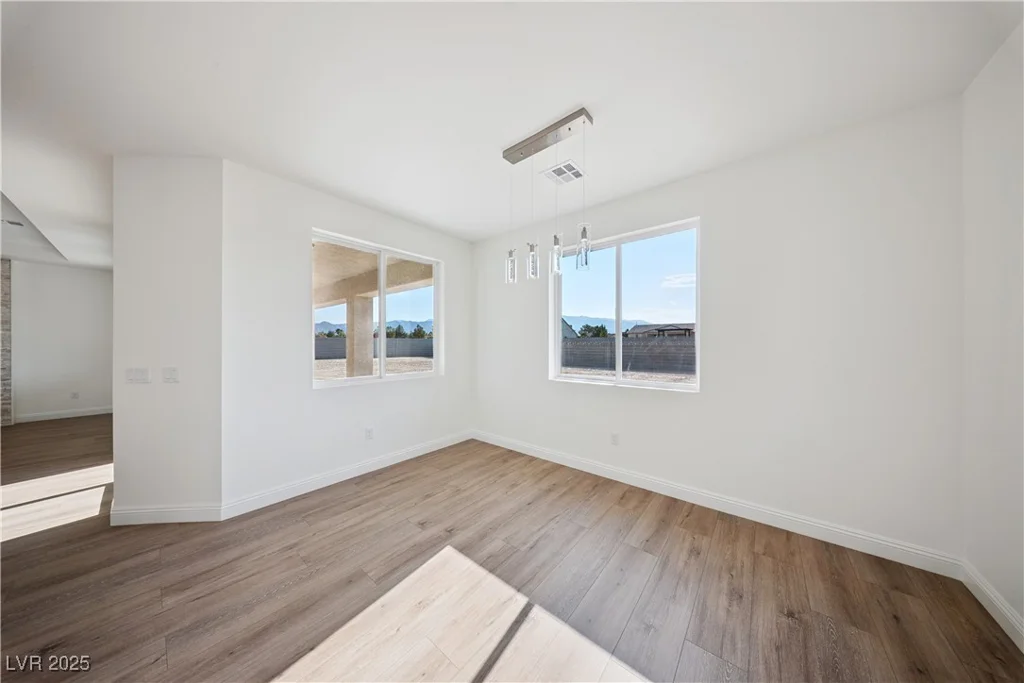 6621 Parkwood, Pahrump, NV 89061
