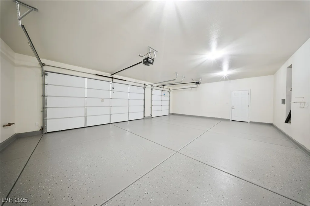 6621 Parkwood, Pahrump, NV 89061