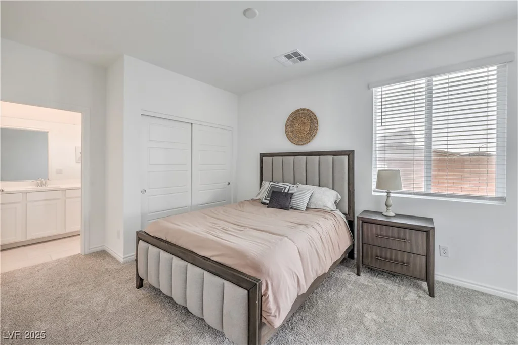 9595 Camelback Creek, Las Vegas, NV 89178
