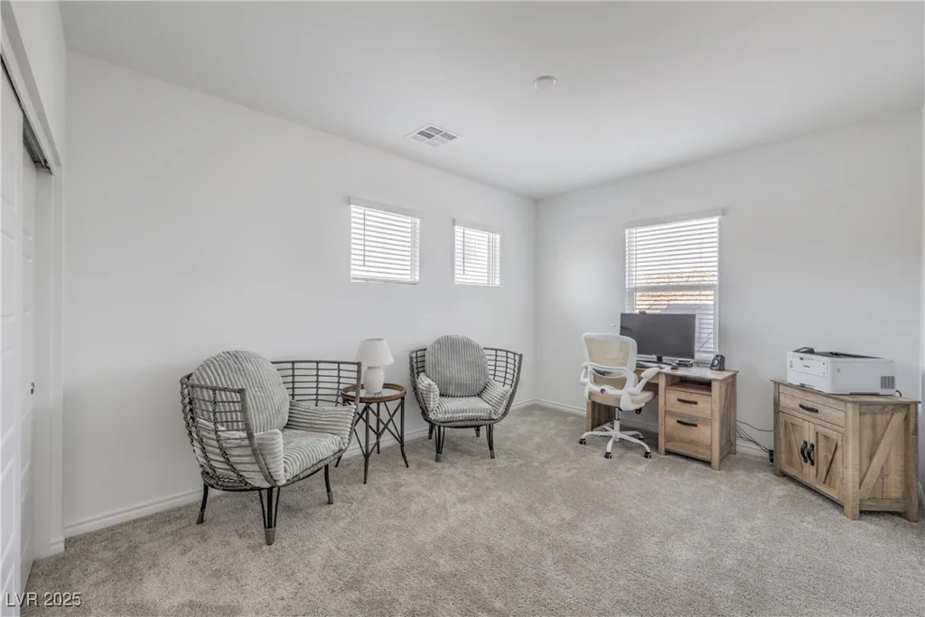 9595 Camelback Creek, Las Vegas, NV 89178