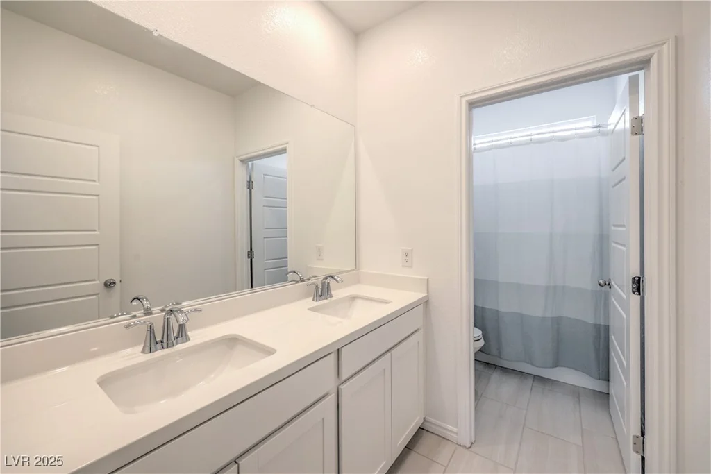 9595 Camelback Creek, Las Vegas, NV 89178