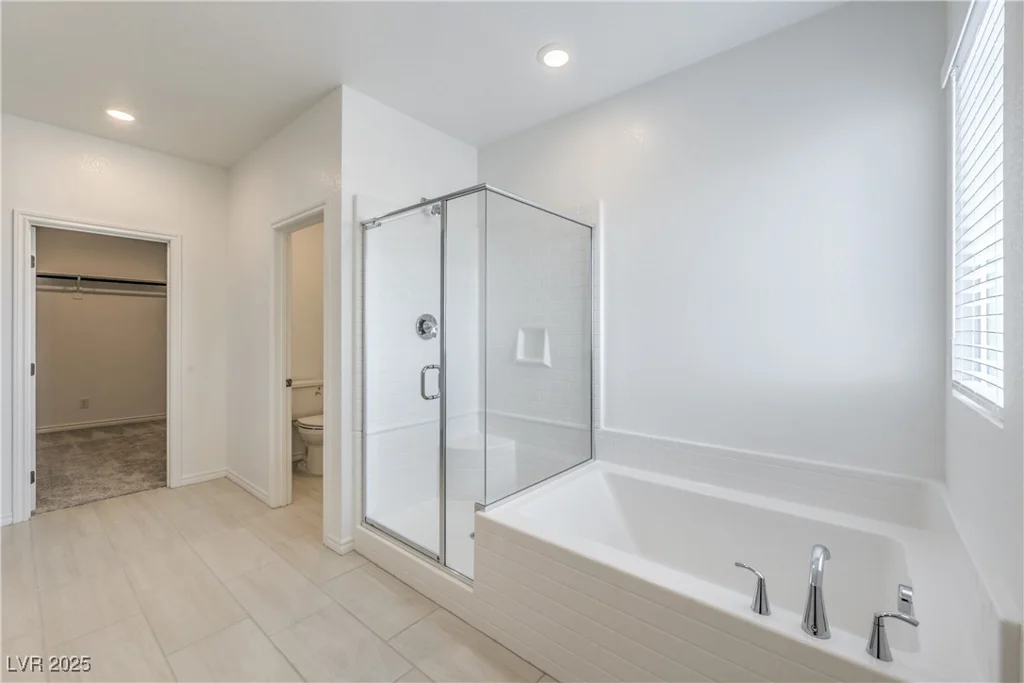 9595 Camelback Creek, Las Vegas, NV 89178