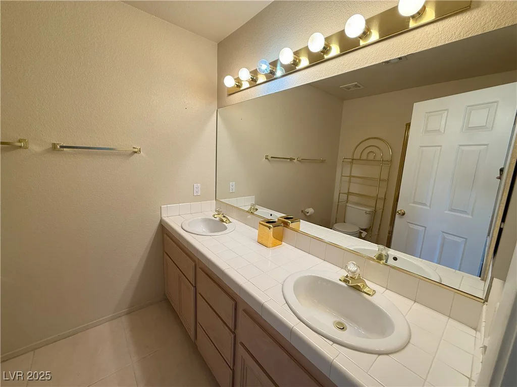 5400 Tassara, Las Vegas, NV 89108