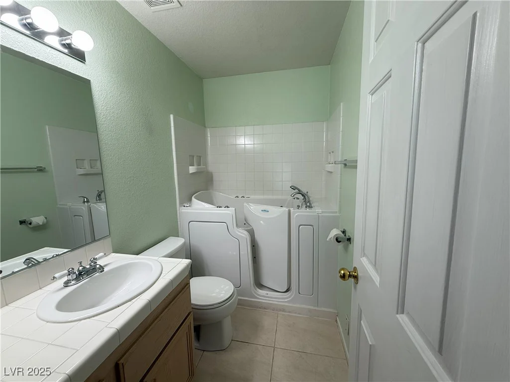 5400 Tassara, Las Vegas, NV 89108