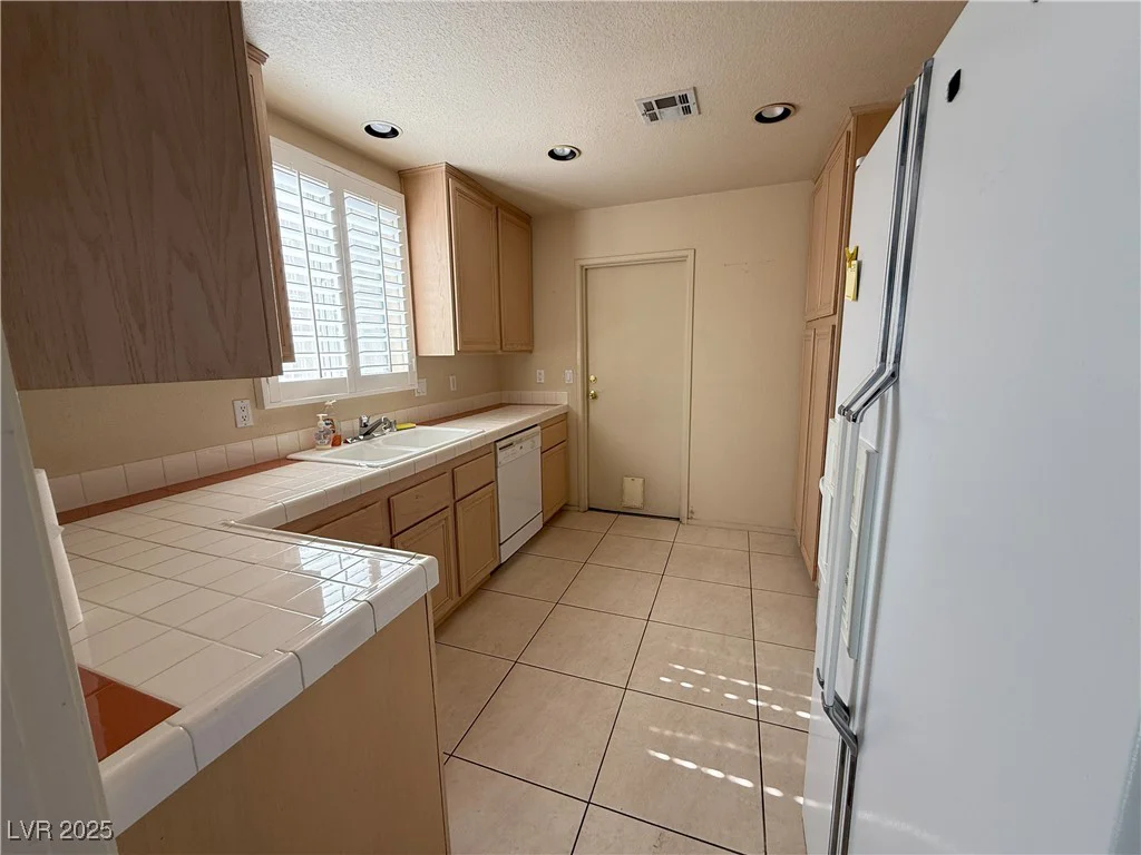 5400 Tassara, Las Vegas, NV 89108
