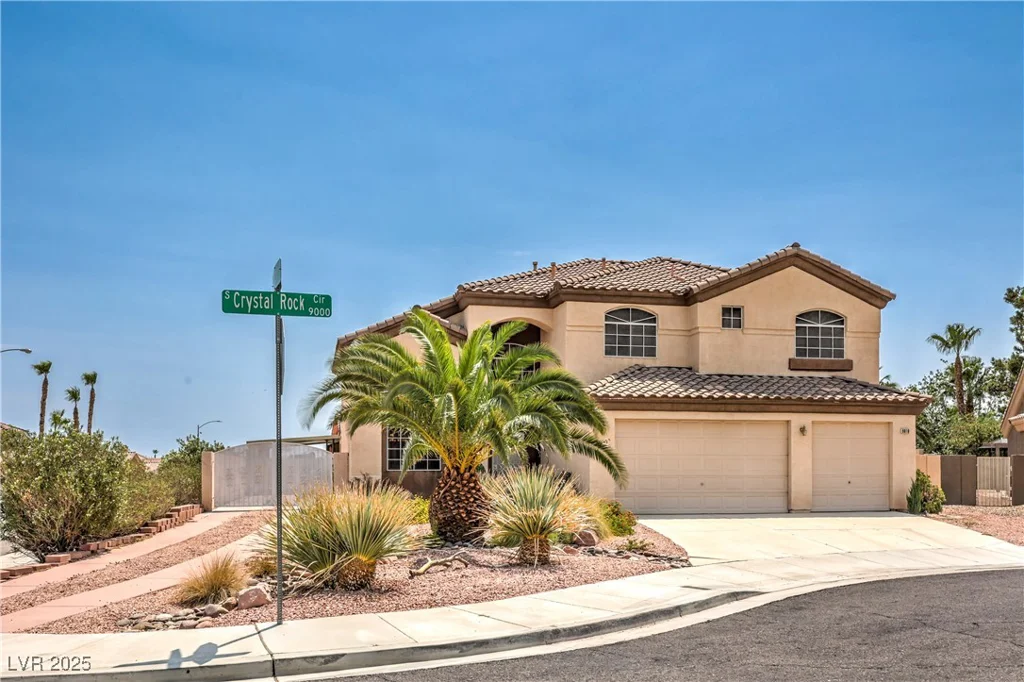 9010 Crystal Rock, Las Vegas, NV 89123