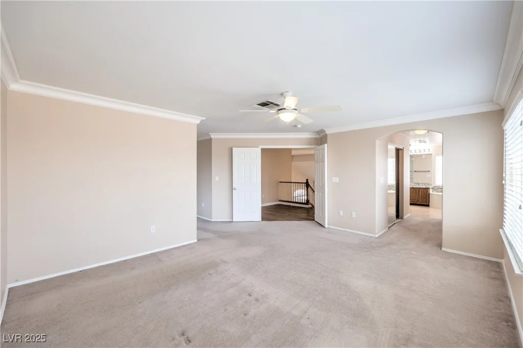 9010 Crystal Rock, Las Vegas, NV 89123