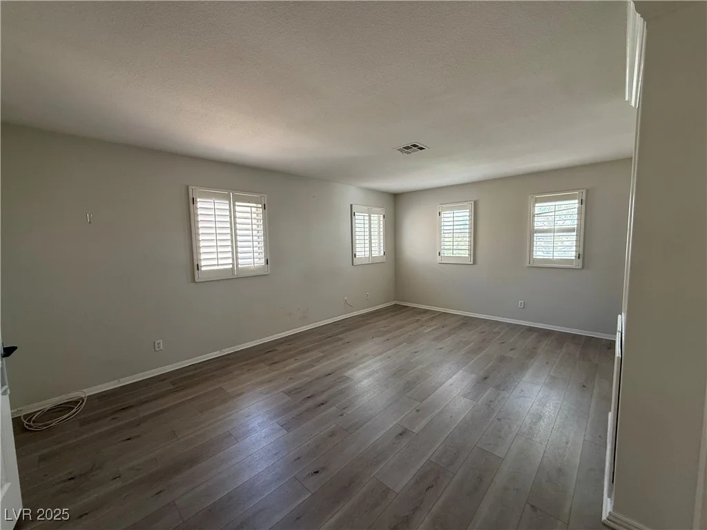 1424 Sycamore Spring, Las Vegas, NV 89128
