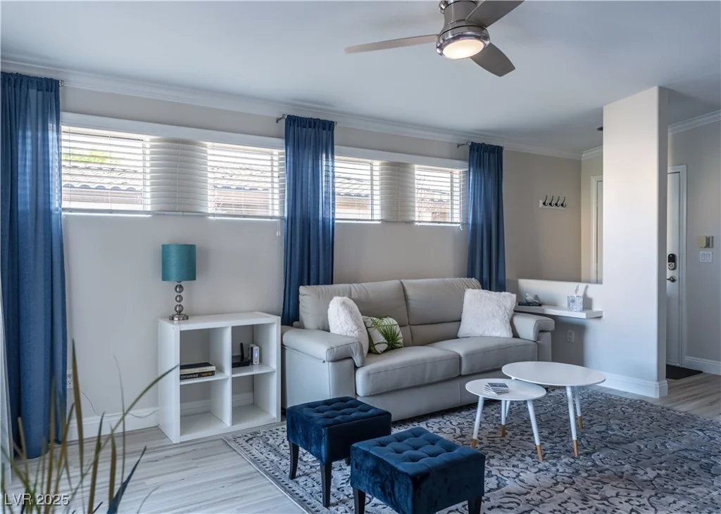 4400 Jones, Las Vegas, NV 89103