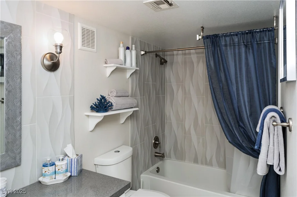4400 Jones, Las Vegas, NV 89103