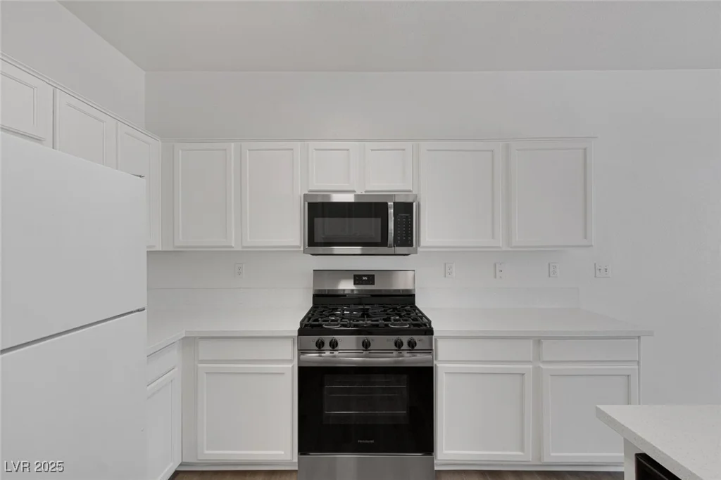 4807 LEADERSHIP, North Las Vegas, NV 89031