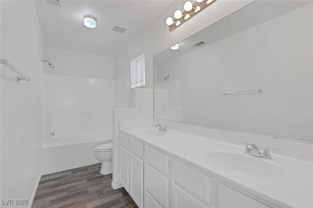 4807 LEADERSHIP, North Las Vegas, NV 89031