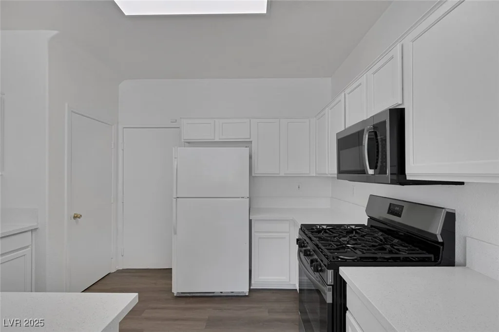 4807 LEADERSHIP, North Las Vegas, NV 89031