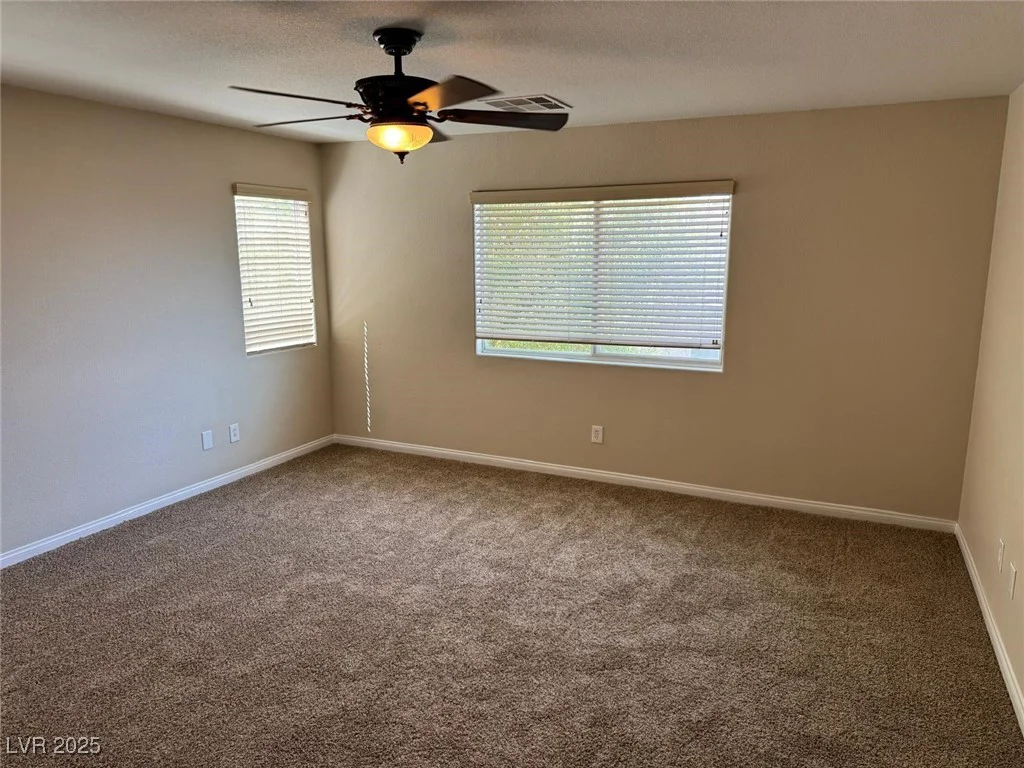 10118 Farmington Hall, Las Vegas, NV 89129