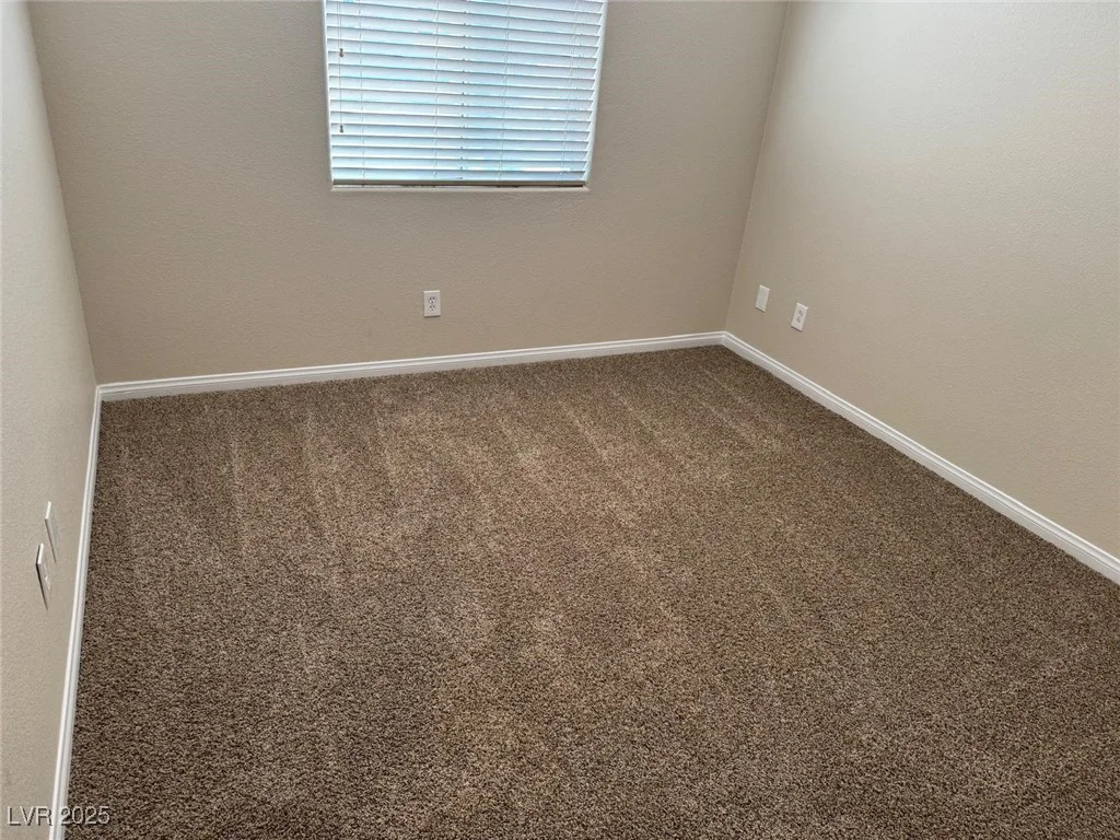 10118 Farmington Hall, Las Vegas, NV 89129
