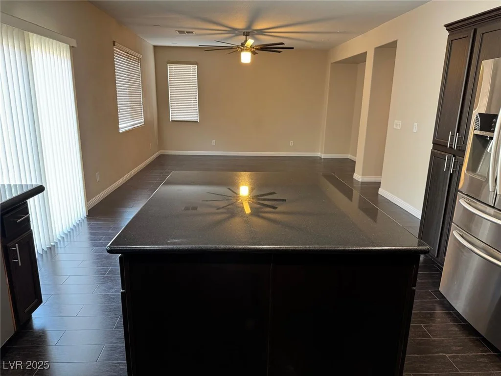 10118 Farmington Hall, Las Vegas, NV 89129