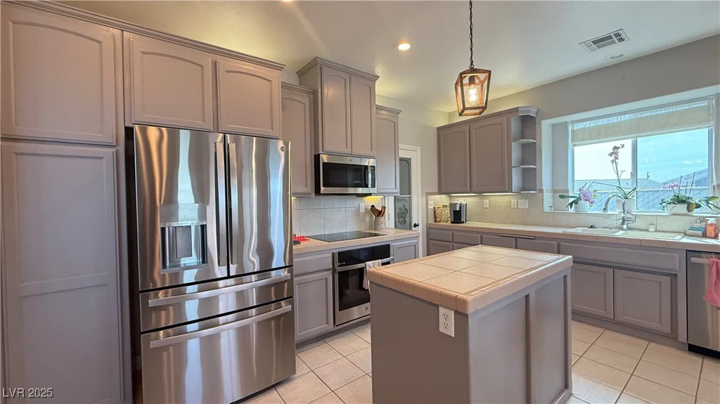 140 Chevron, Pahrump, NV 89048