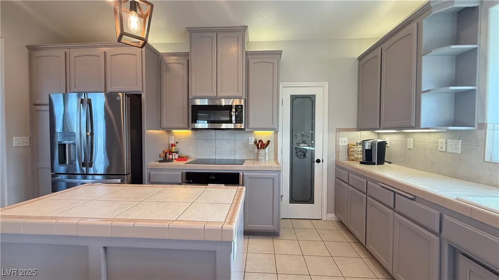 140 Chevron, Pahrump, NV 89048