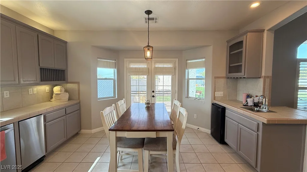 140 Chevron, Pahrump, NV 89048