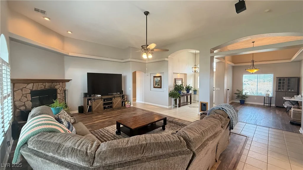 140 Chevron, Pahrump, NV 89048