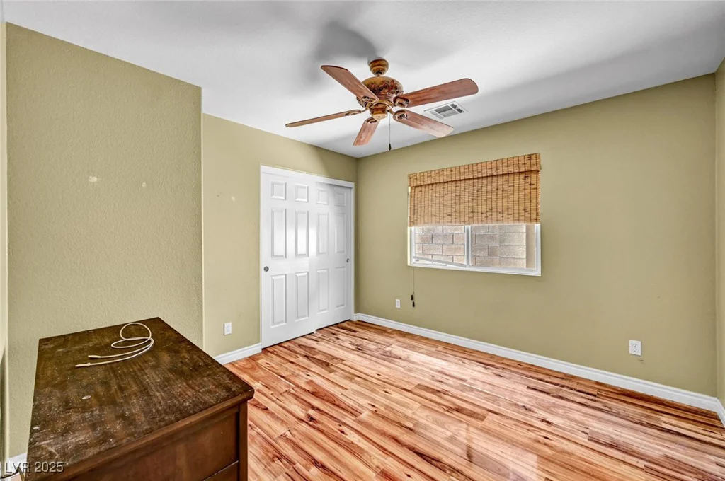 7342 Majestic Bluff, Las Vegas, NV 89113
