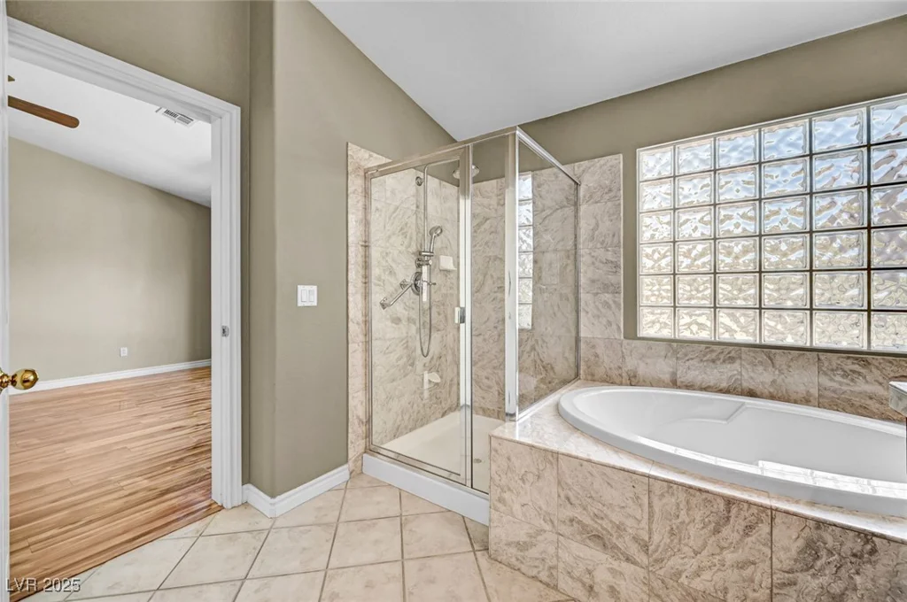 7342 Majestic Bluff, Las Vegas, NV 89113