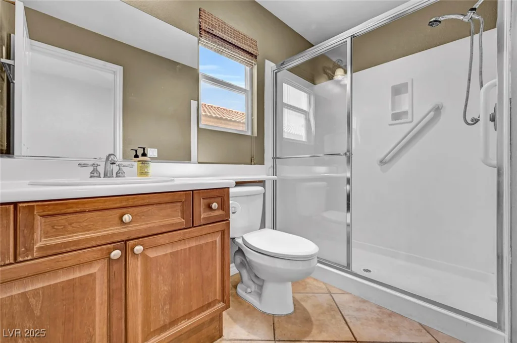 7342 Majestic Bluff, Las Vegas, NV 89113
