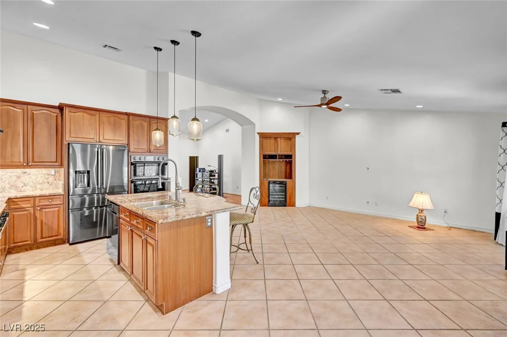 7342 Majestic Bluff, Las Vegas, NV 89113