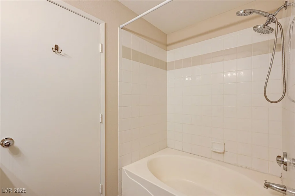 950 Seven Hills, Henderson, NV 89052