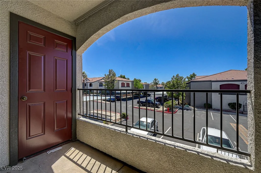 950 Seven Hills, Henderson, NV 89052