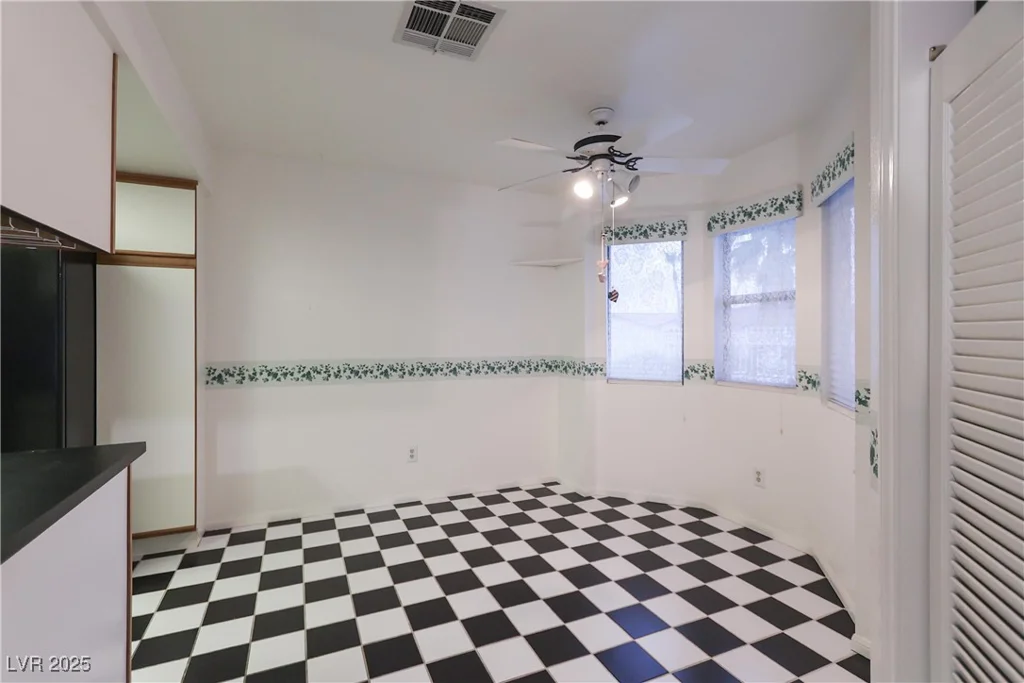 935 Vista Lago, Boulder City, NV 89005