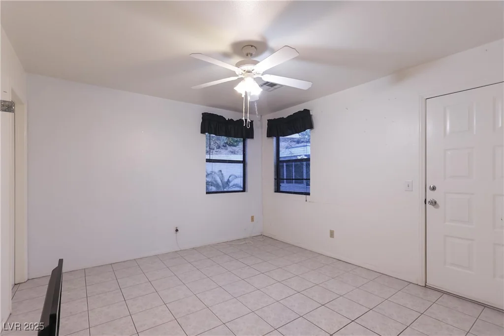 935 Vista Lago, Boulder City, NV 89005