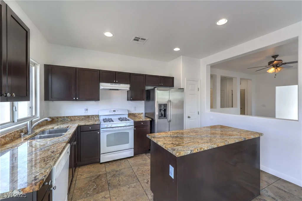 5209 MOUNTAIN GARLAND LN., Las Vegas, NV 89081
