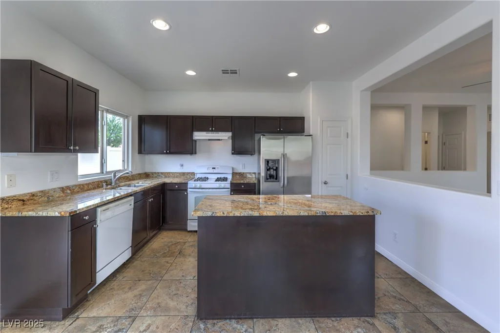 5209 MOUNTAIN GARLAND LN., Las Vegas, NV 89081