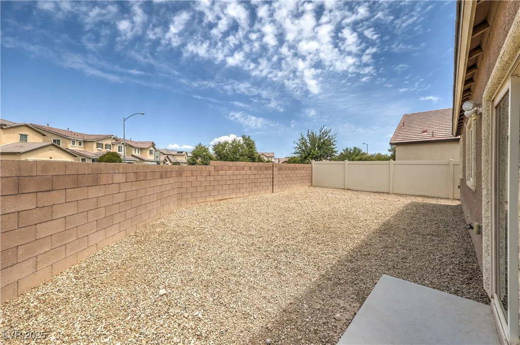 5209 MOUNTAIN GARLAND LN., Las Vegas, NV 89081